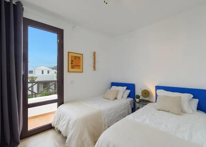 Sapri Piscina Climatizada 펜션 플라야블랑카