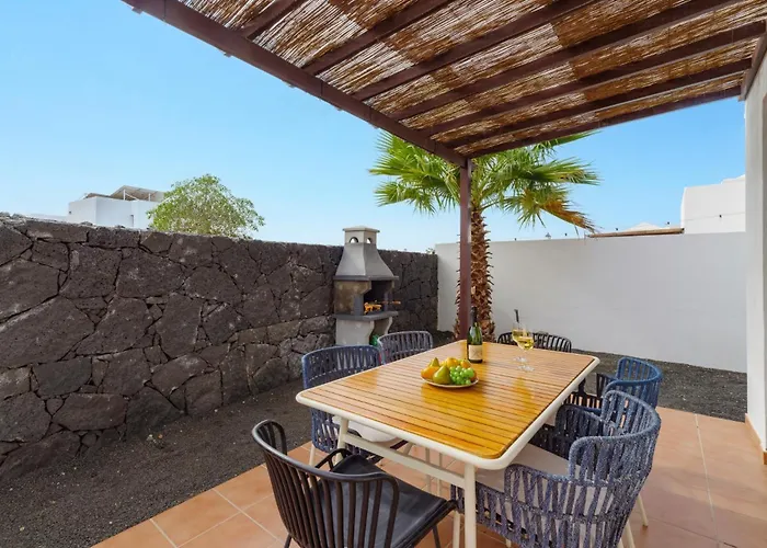 Sapri Piscina Climatizada 펜션