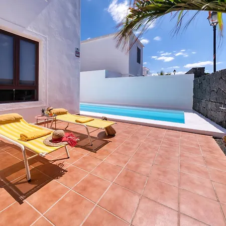 Sapri Piscina Climatizada Playa Blanca