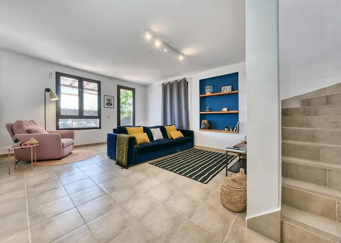 Sapri Piscina Climatizada * Playa Blanca (Lanzarote)