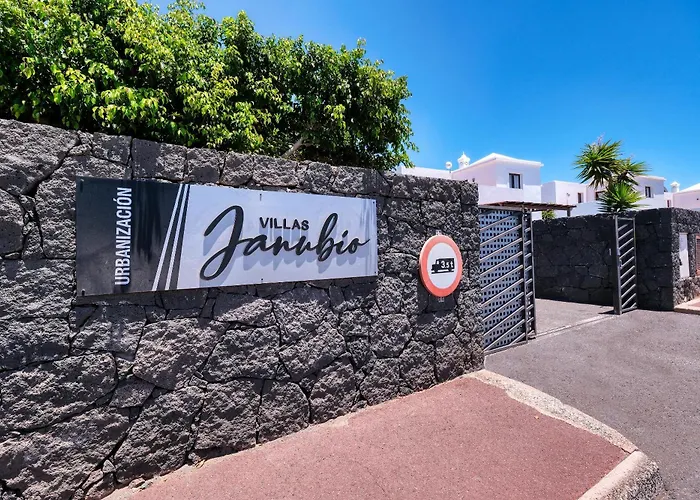 Sapri Piscina Climatizada Playa Blanca (Lanzarote)